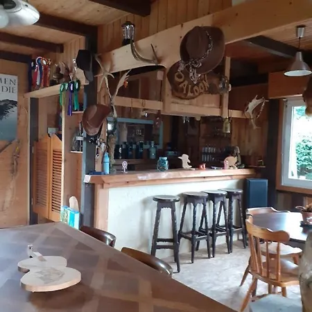 Au Petit Coin Western 度假居