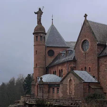 Au Petit Coin Western 度假居